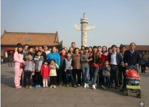 愛足康企業(yè)文化落地，趙總帶領(lǐng)員工父母旅游！